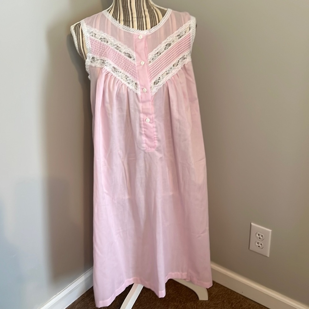 Vintage Carole Night Gown Size Small